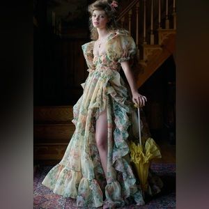 S.O.S selkie dress I need this dress in size large or XL